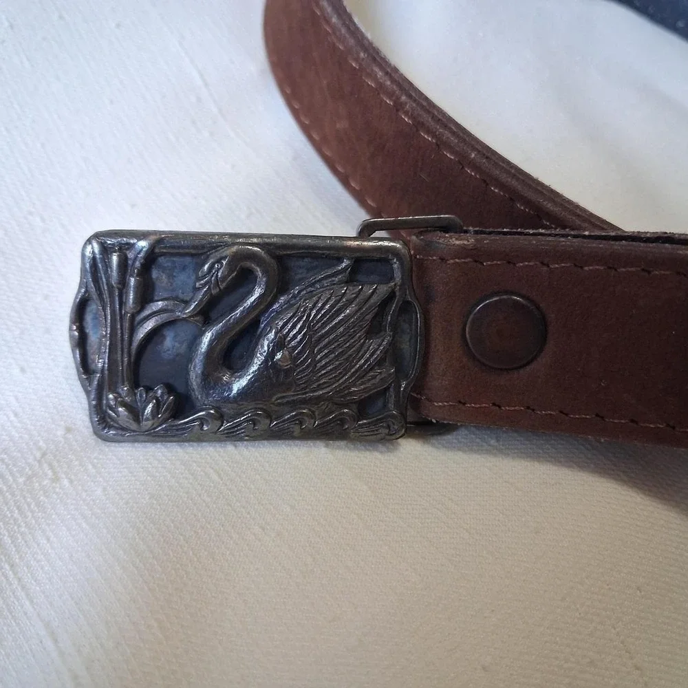 Vintage 70s Brown Suede Leather Swan Buckle Belt 38